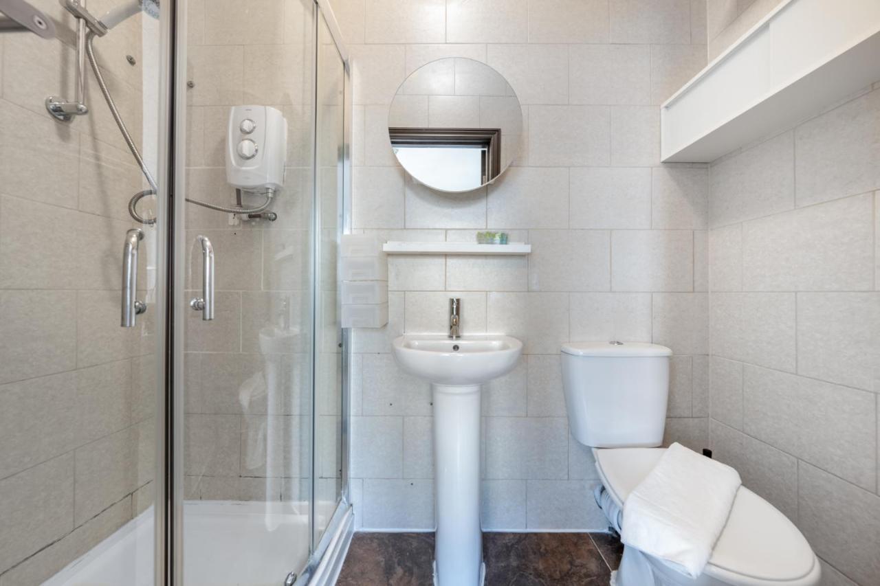The Buross - Aldgate Aparthotel London Kültér fotó